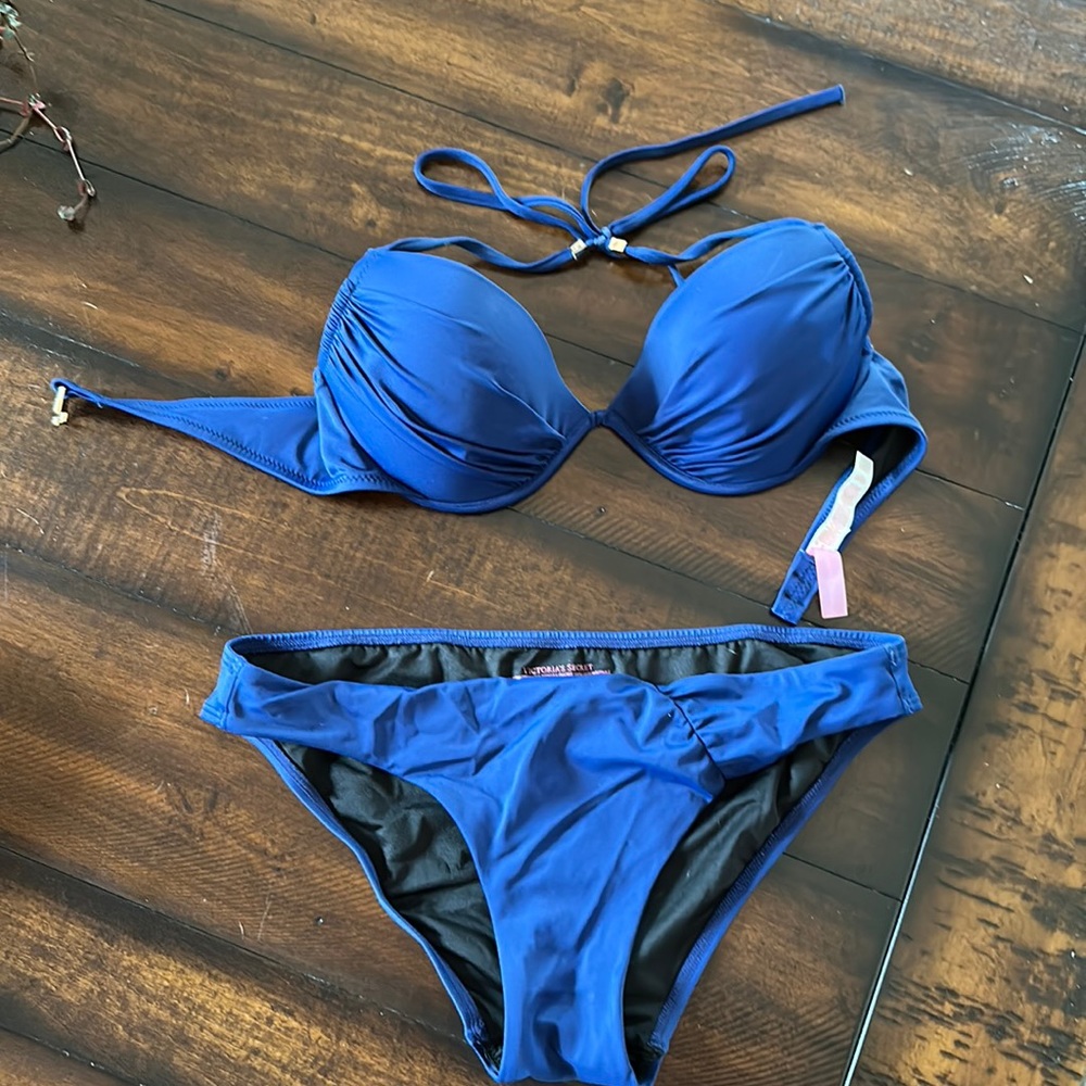 Victoria’s Secret blue bikini